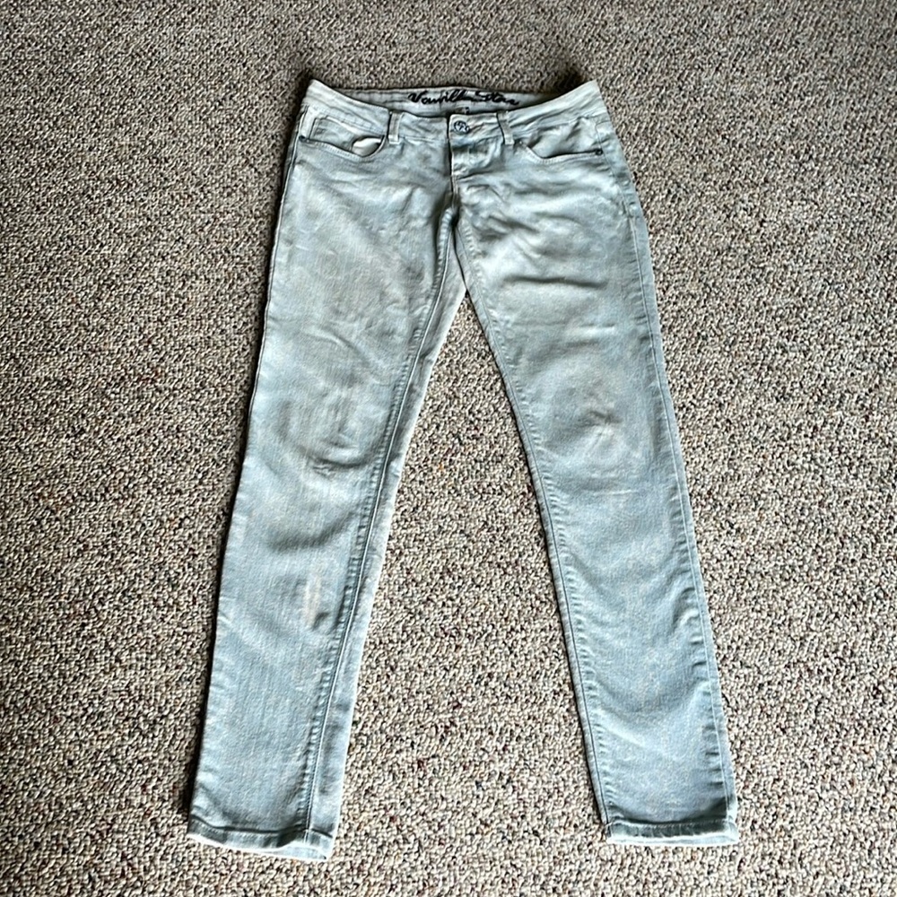 Vanilla Star Ladies/Teens Light Denim Patterned Jeans. Size 5/6